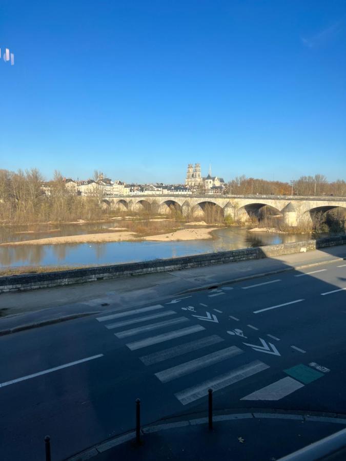 Cosy Loire, T2 Neuf, Front De Loire ,Vue Cathedrale,5Min A Pied Centre Ville Et Parking Prive Ορλεάνη Εξωτερικό φωτογραφία